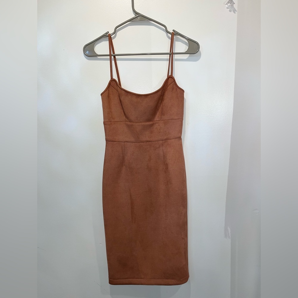 BCBGMAXAZRIA “Alese” Faux-Suede Rose Dress